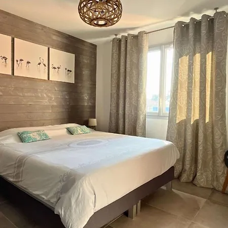 Appartement T3 Spacieux- Clim- Piscine